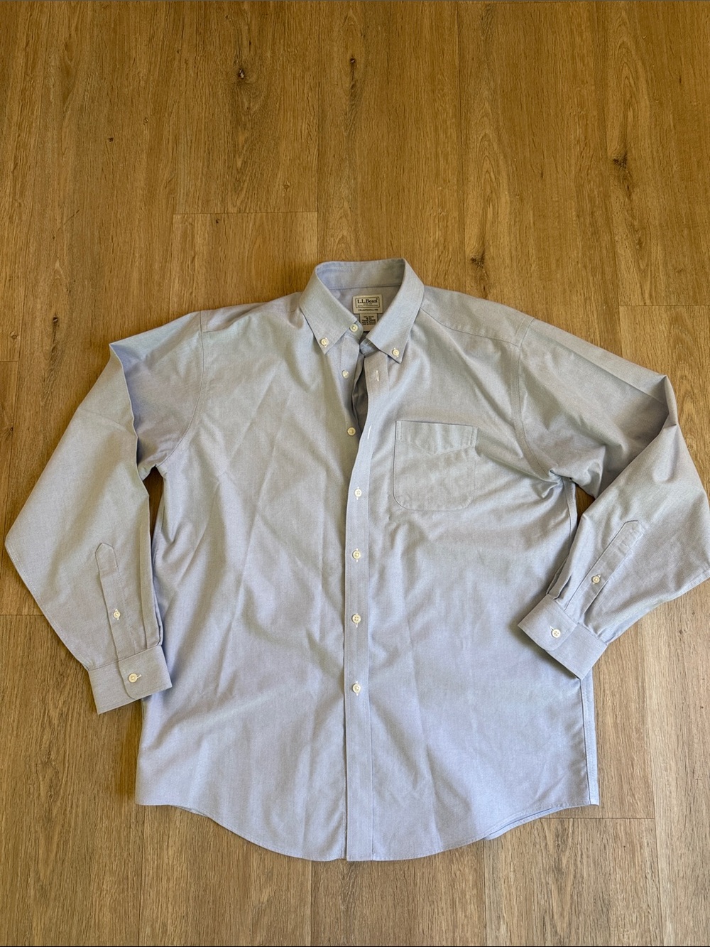 L.L. Bean Light Blue Traditional Fit Button Down Shirt 16-35